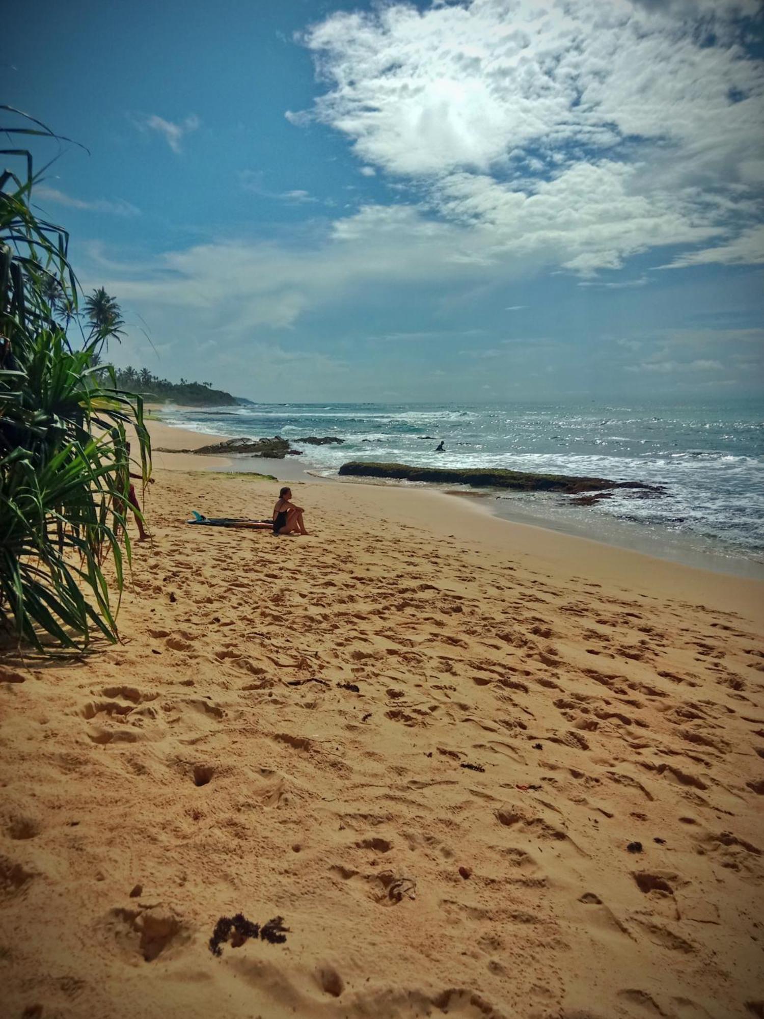 Sandaru Surffing Inn Weligama Eksteriør bilde