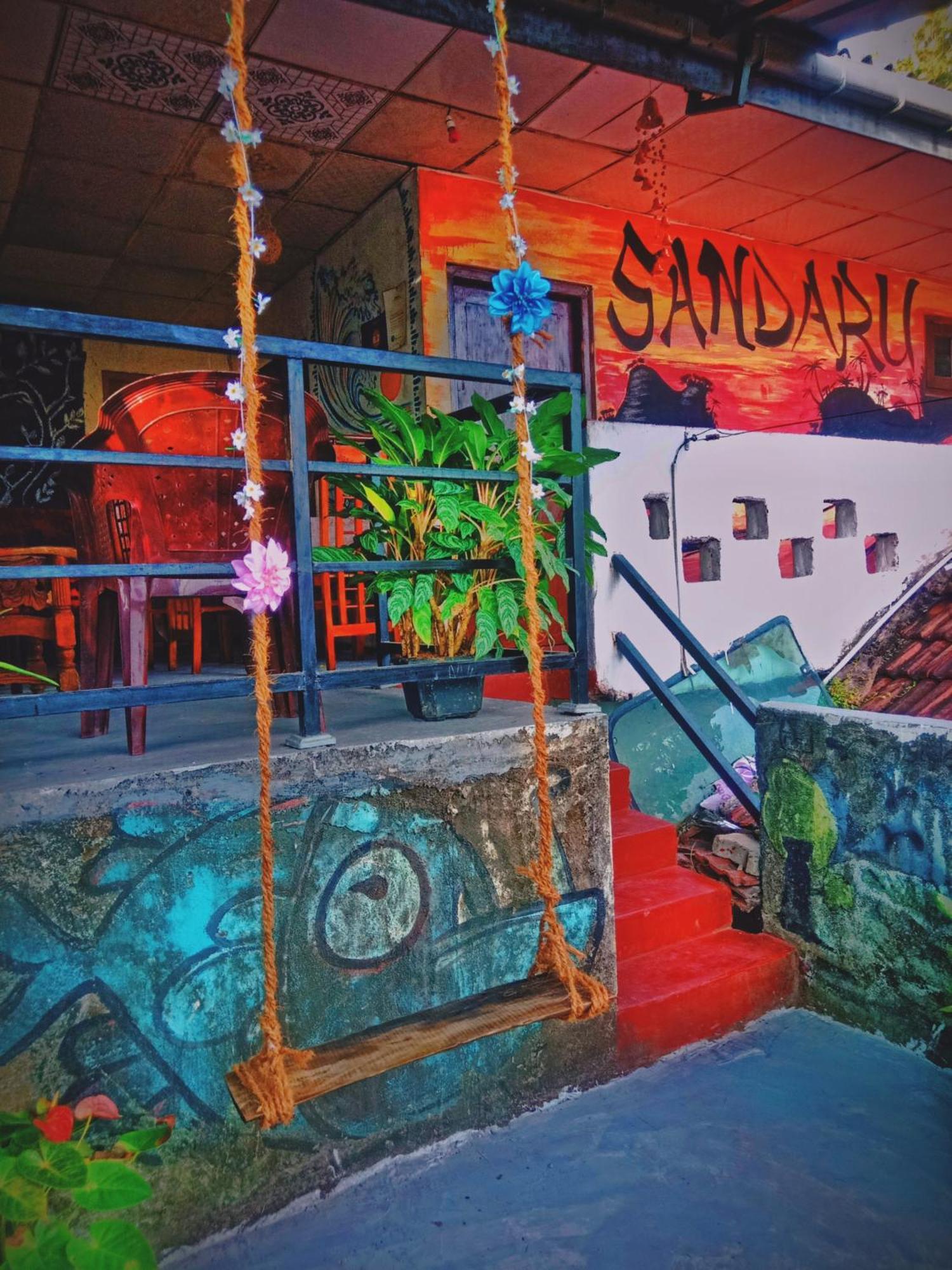 Sandaru Surffing Inn Weligama Eksteriør bilde