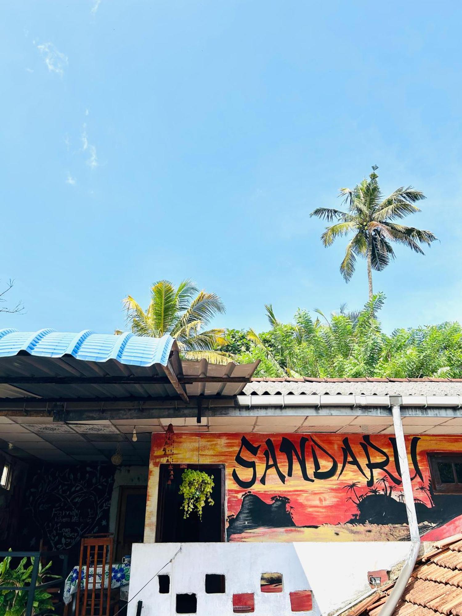 Sandaru Surffing Inn Weligama Eksteriør bilde